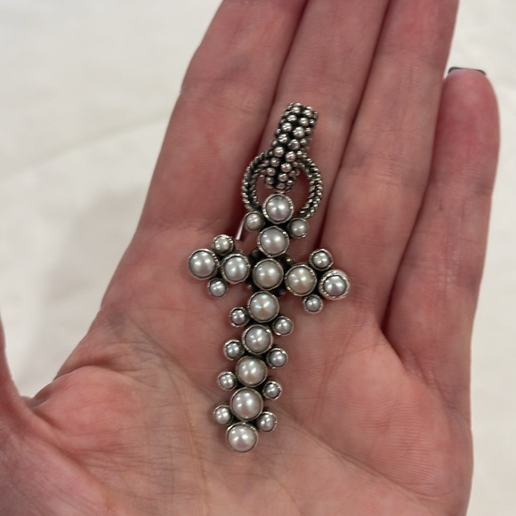 *Price Firm* Echo of the Dreamer Sterling and Pearl Cross Pendant - Picture 5 of 13